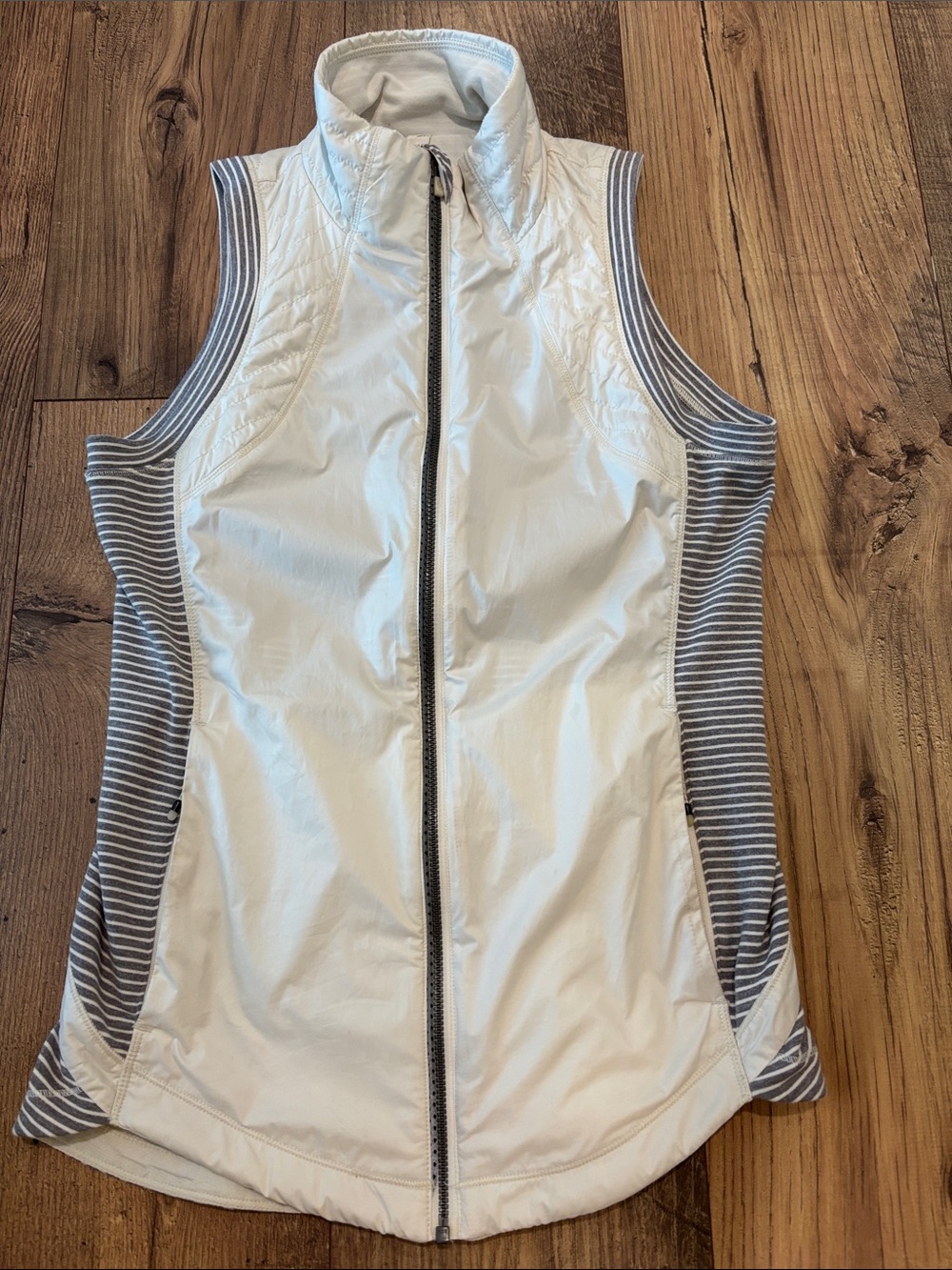 Lululemon Rebel Runner White Vest